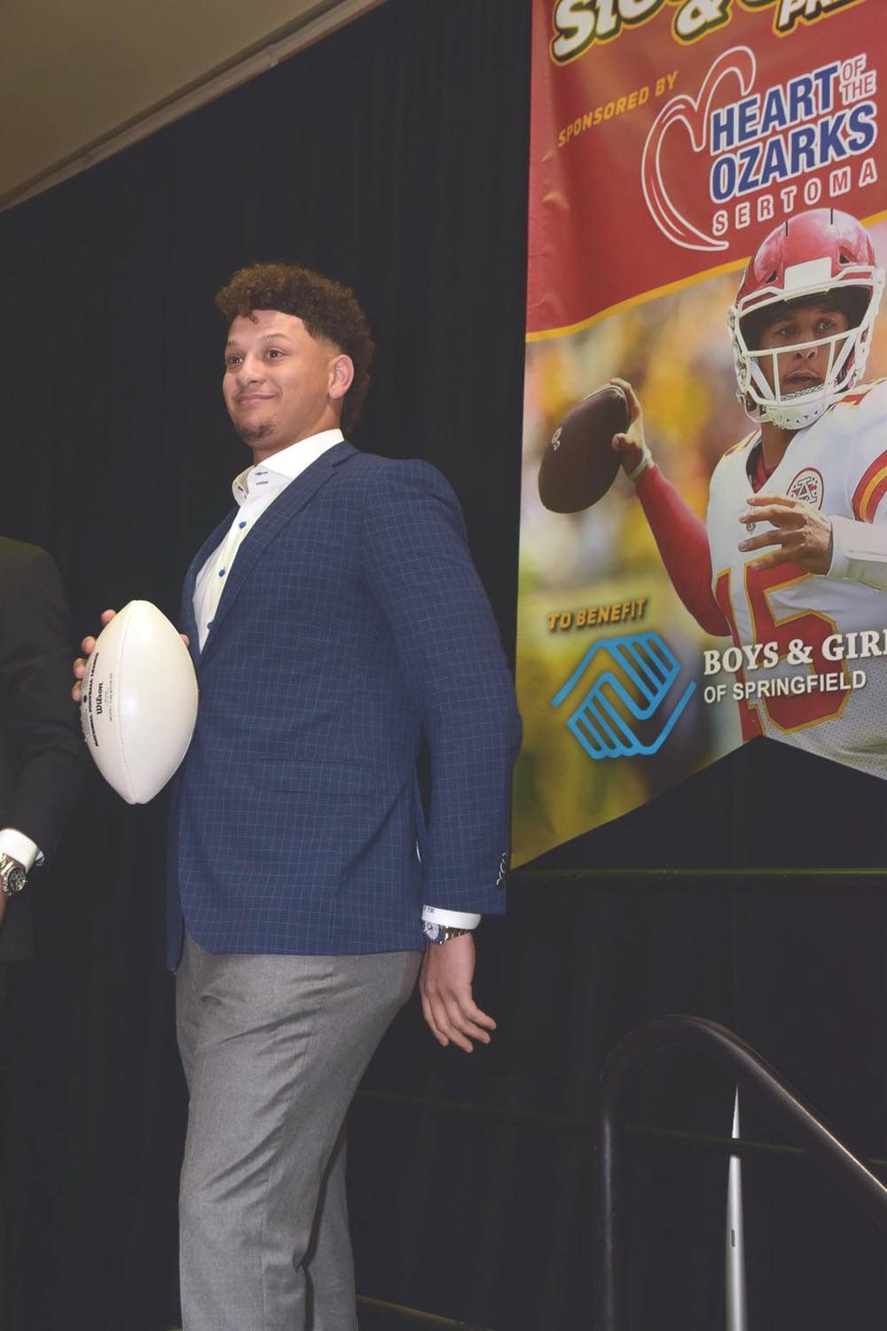 Mahomes Sets Another Record
Patrick Mahomes is the featured guest April 9 at the Boys and Girls Club of Springfield Inc.’s Steak & Steak Dinner. Roughly 1,250 people were in attendance at the University Plaza Convention Center. Officials say the preliminary amount raised was $400,000, a record for the 23rd annual event.